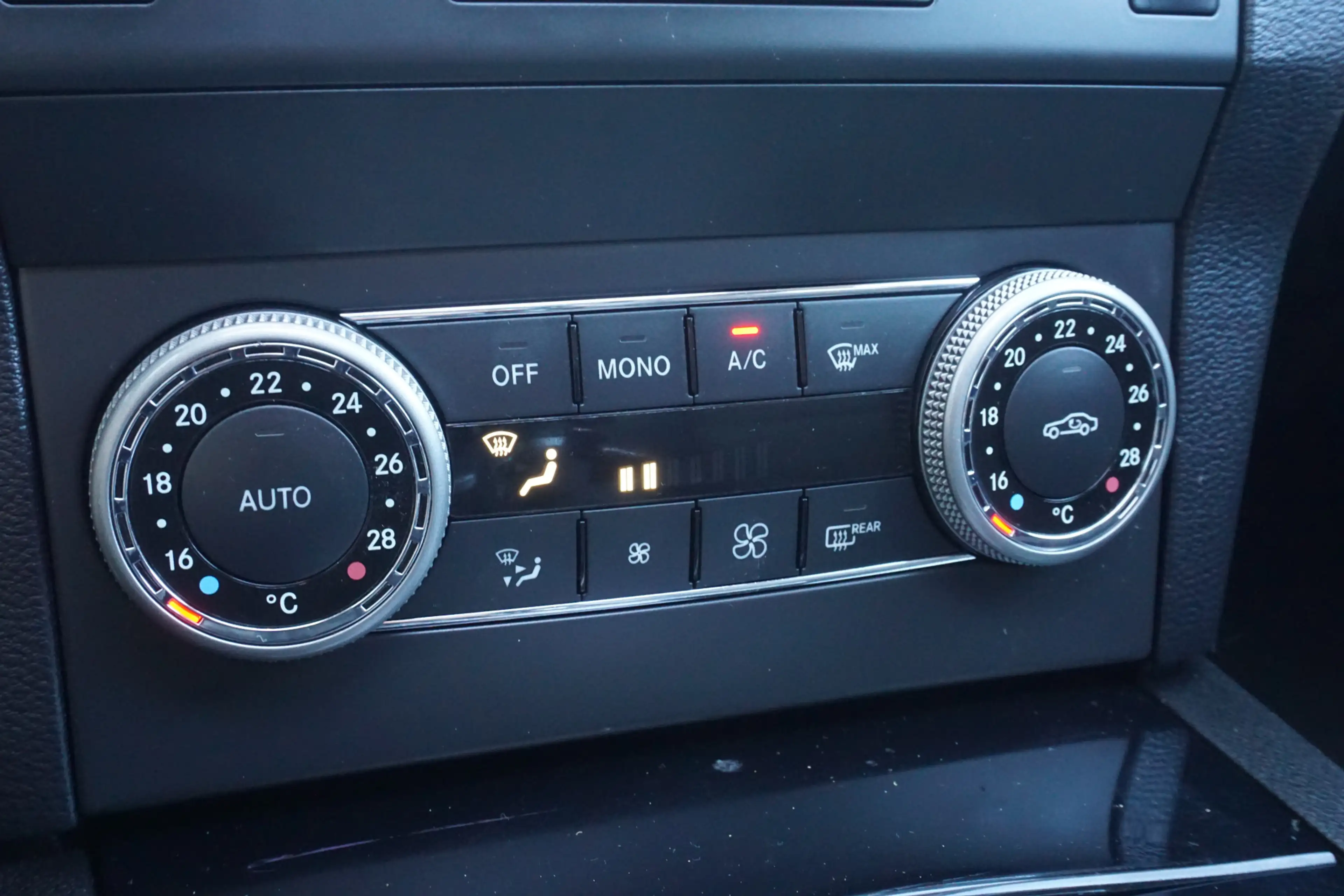 Mercedes-Benz GLK 350 CDI 4-Matic | 6-Cilinder | Panoramadak | Trekhaak — photo 15