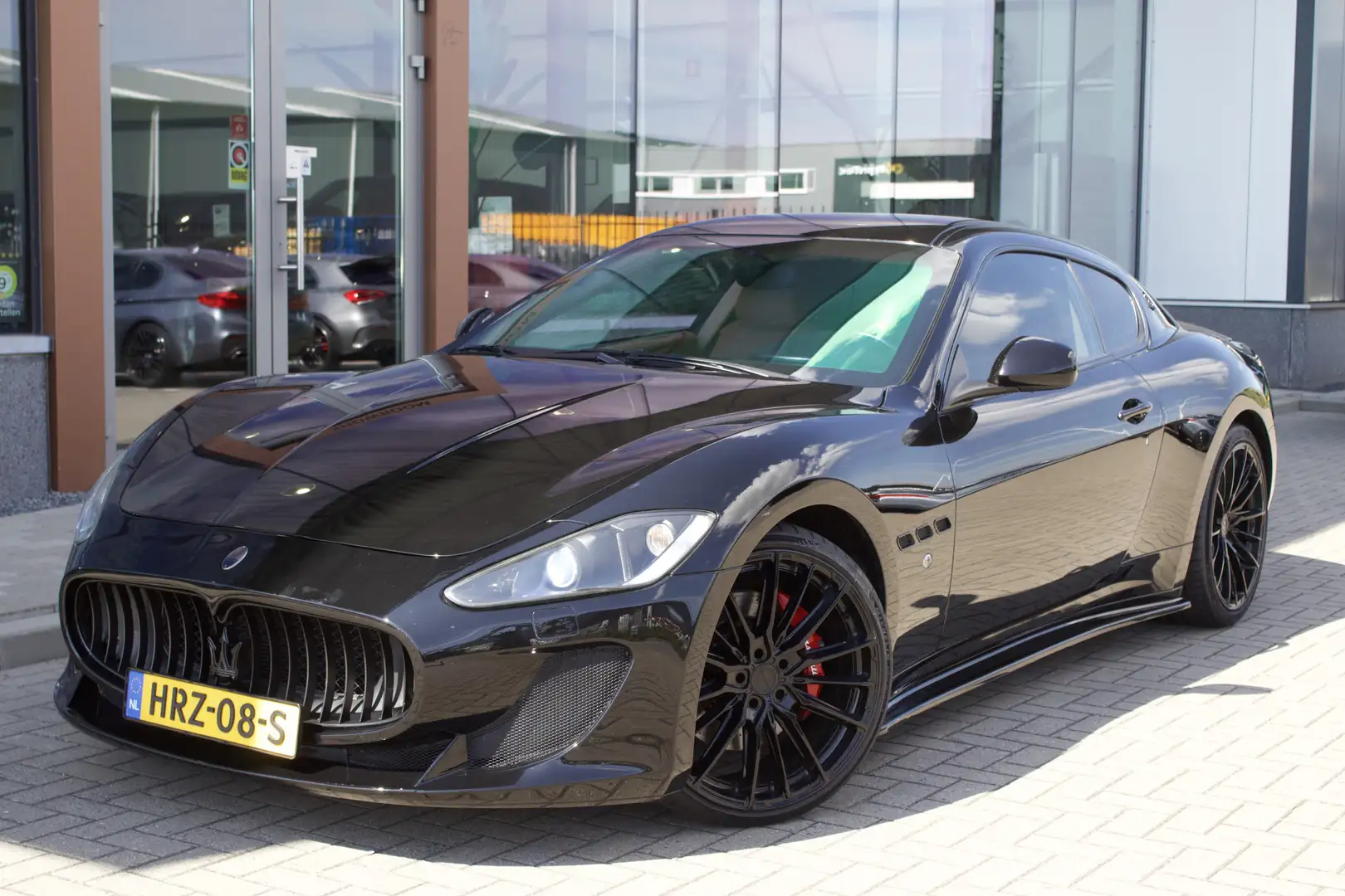 Maserati GranTurismo 4.7 S | BTW AUTO 61.900 Ex BTW | Bose | Leder | Yo Černá - 2