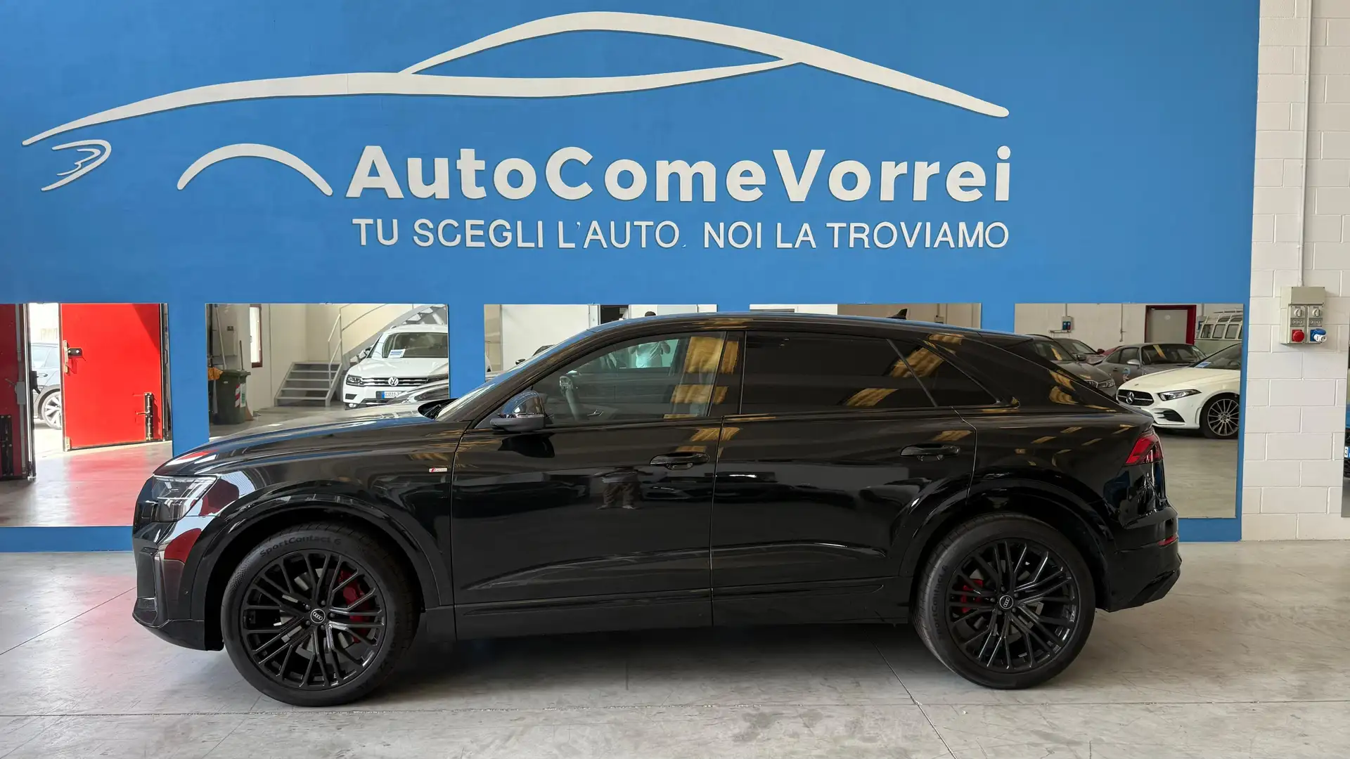 Audi Q8 50 3.0 tdi mhev S line edition quattro tiptronic Zwart - 1