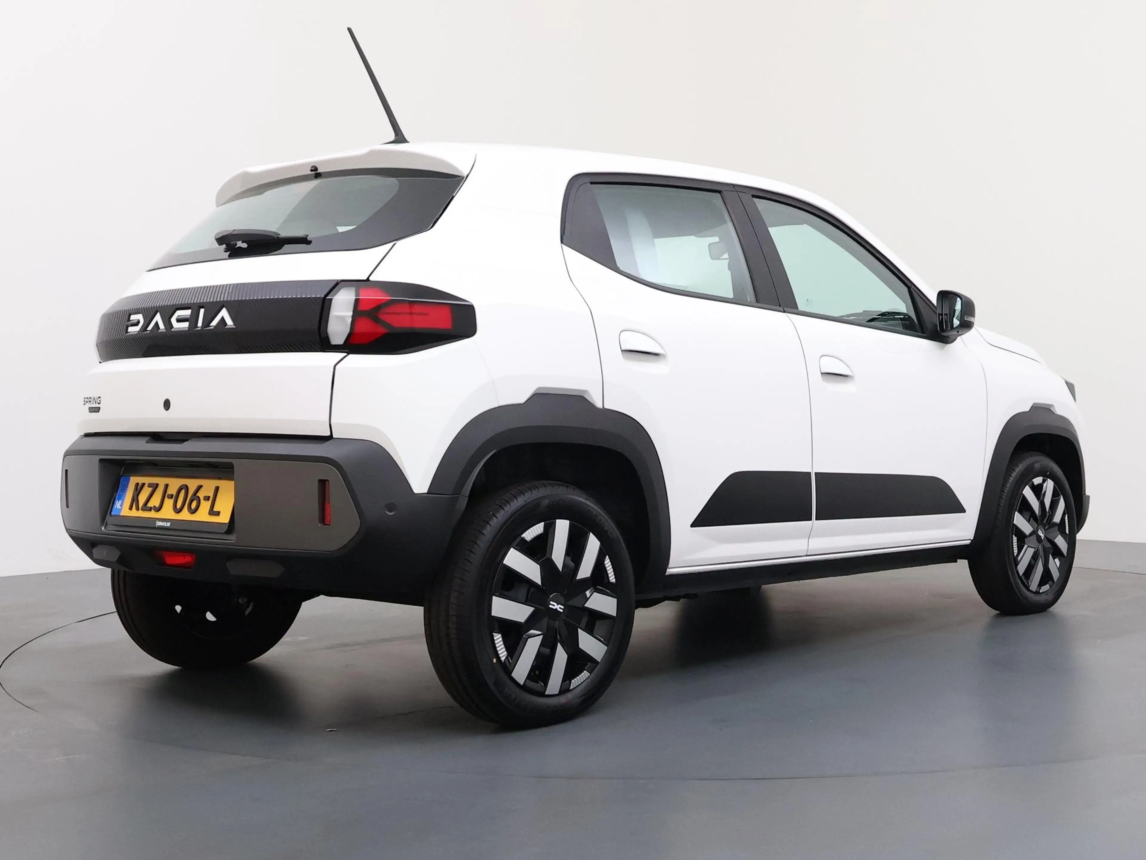 Dacia Spring Expression 65 | Parkeersensoren | Airco | Cruise C — photo 5