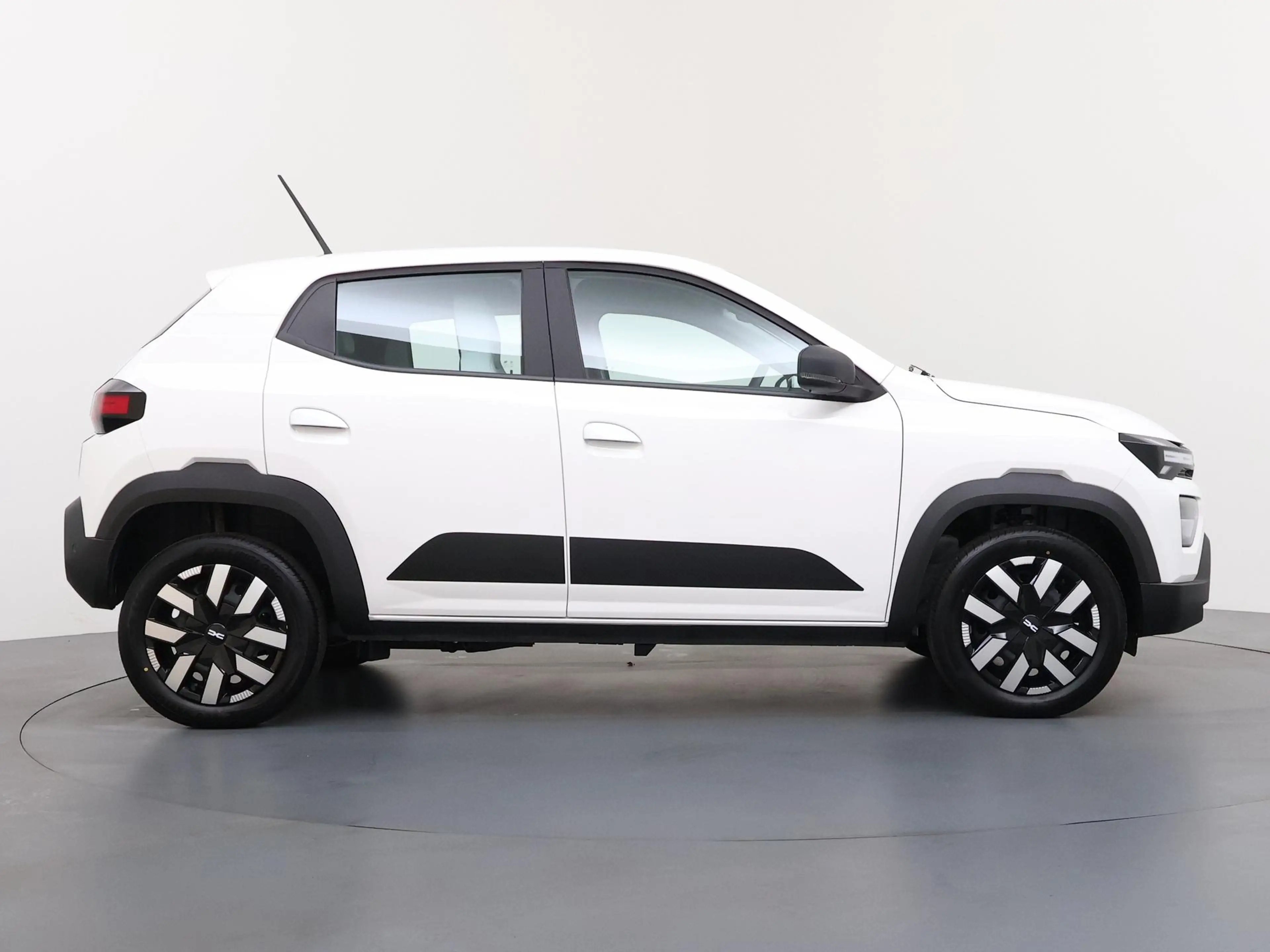 Dacia Spring Expression 65 | Parkeersensoren | Airco | Cruise C — photo 6
