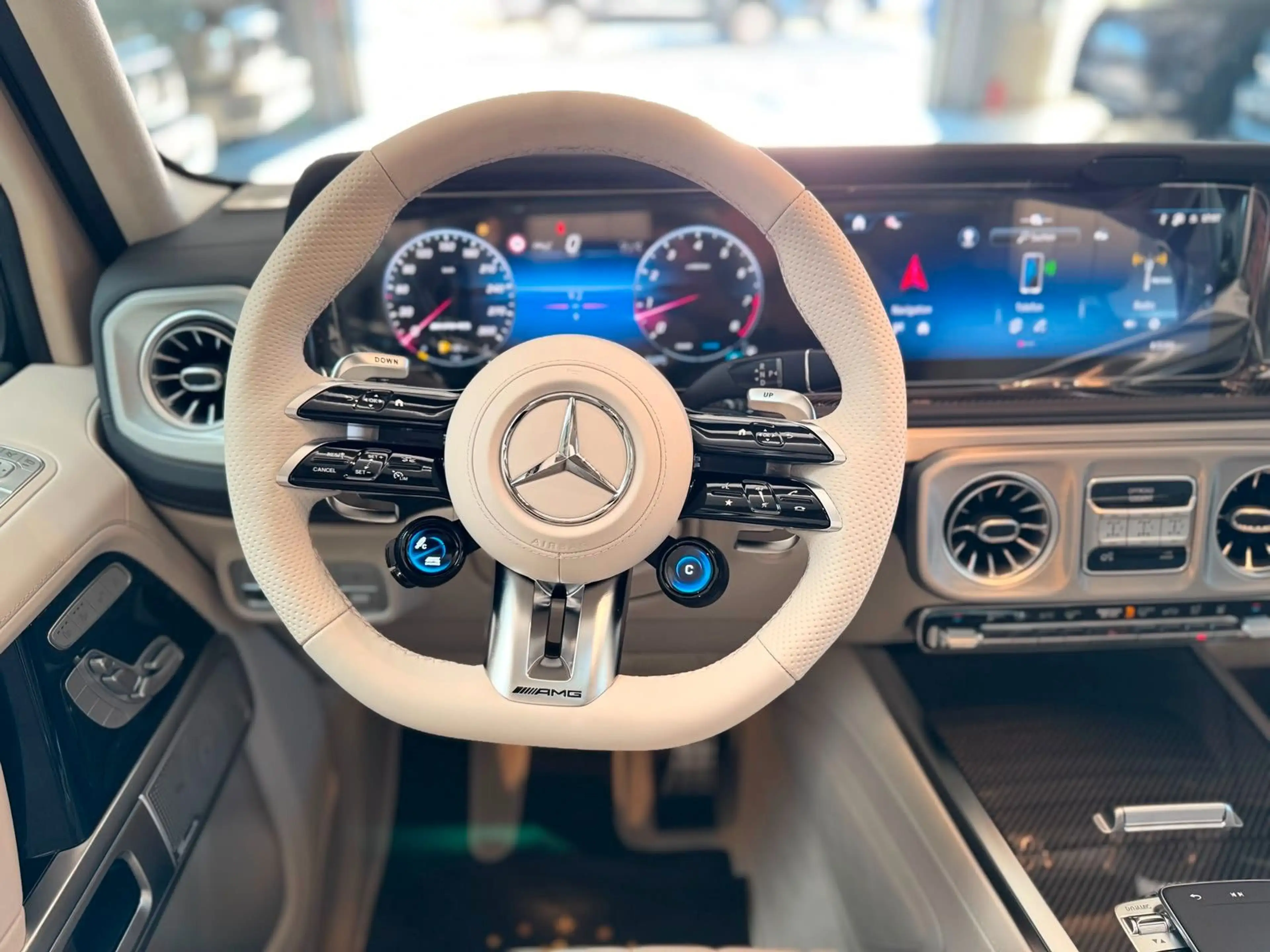 Mercedes-Benz G 63 AMG G63 AMG FULL CARBON  ACTIVE RIDE A22 DVD WEBASTO — photo 8