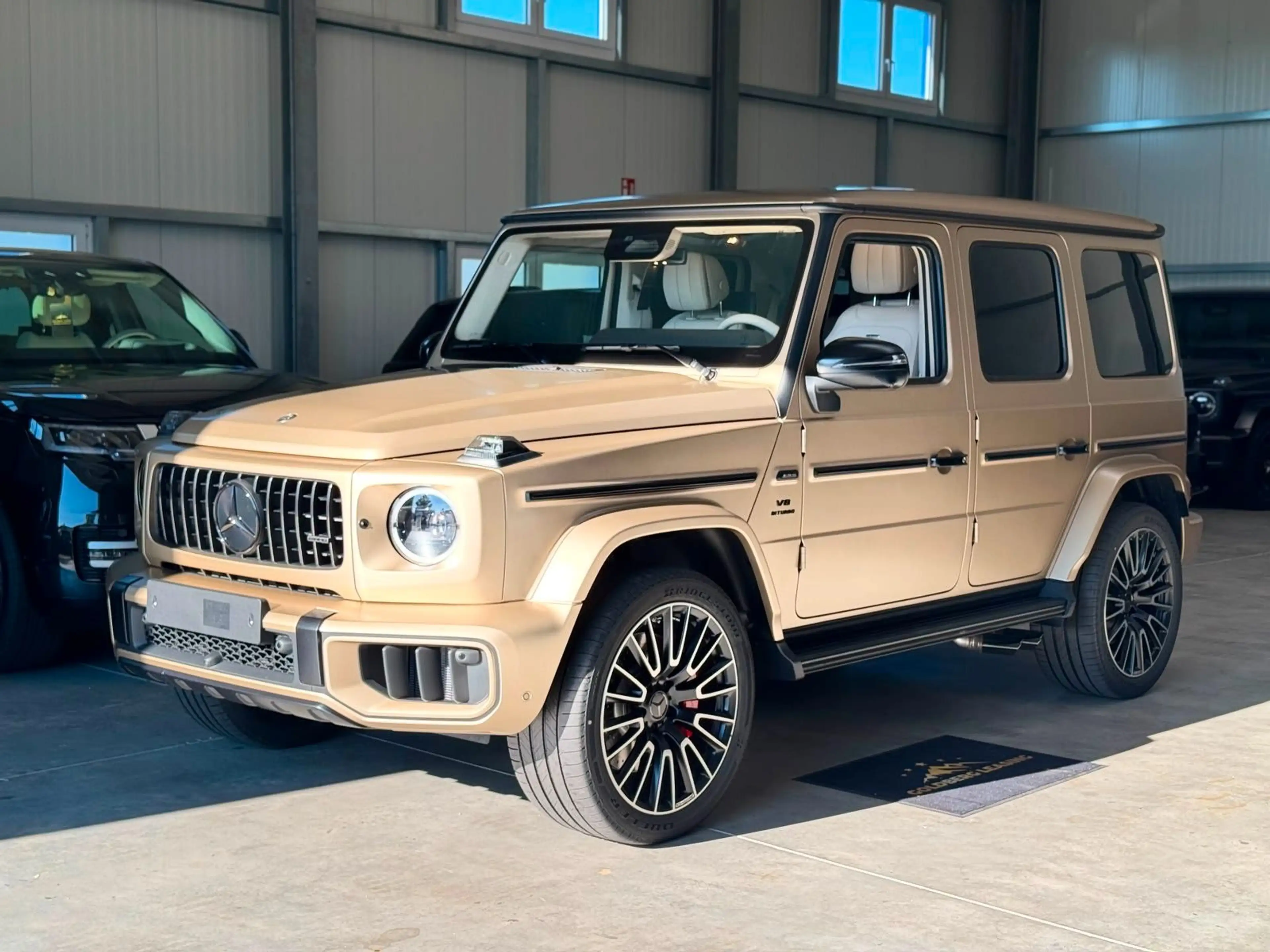 Mercedes-Benz G 63 AMG G63 AMG FULL CARBON  ACTIVE RIDE A22 DVD WEBASTO