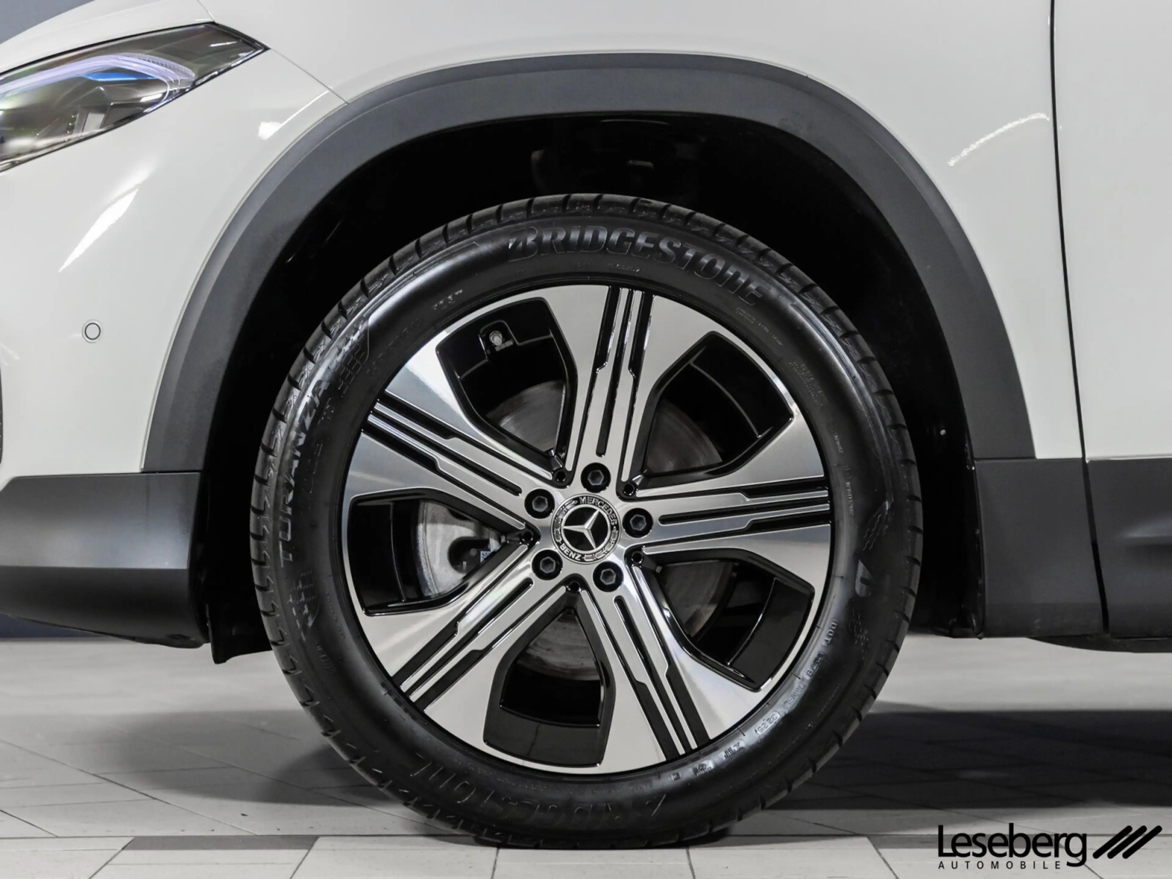 Mercedes-Benz EQB 250 EQB 250+ Progressive Adv. LED/Pano/Distronic/Shz — photo 7