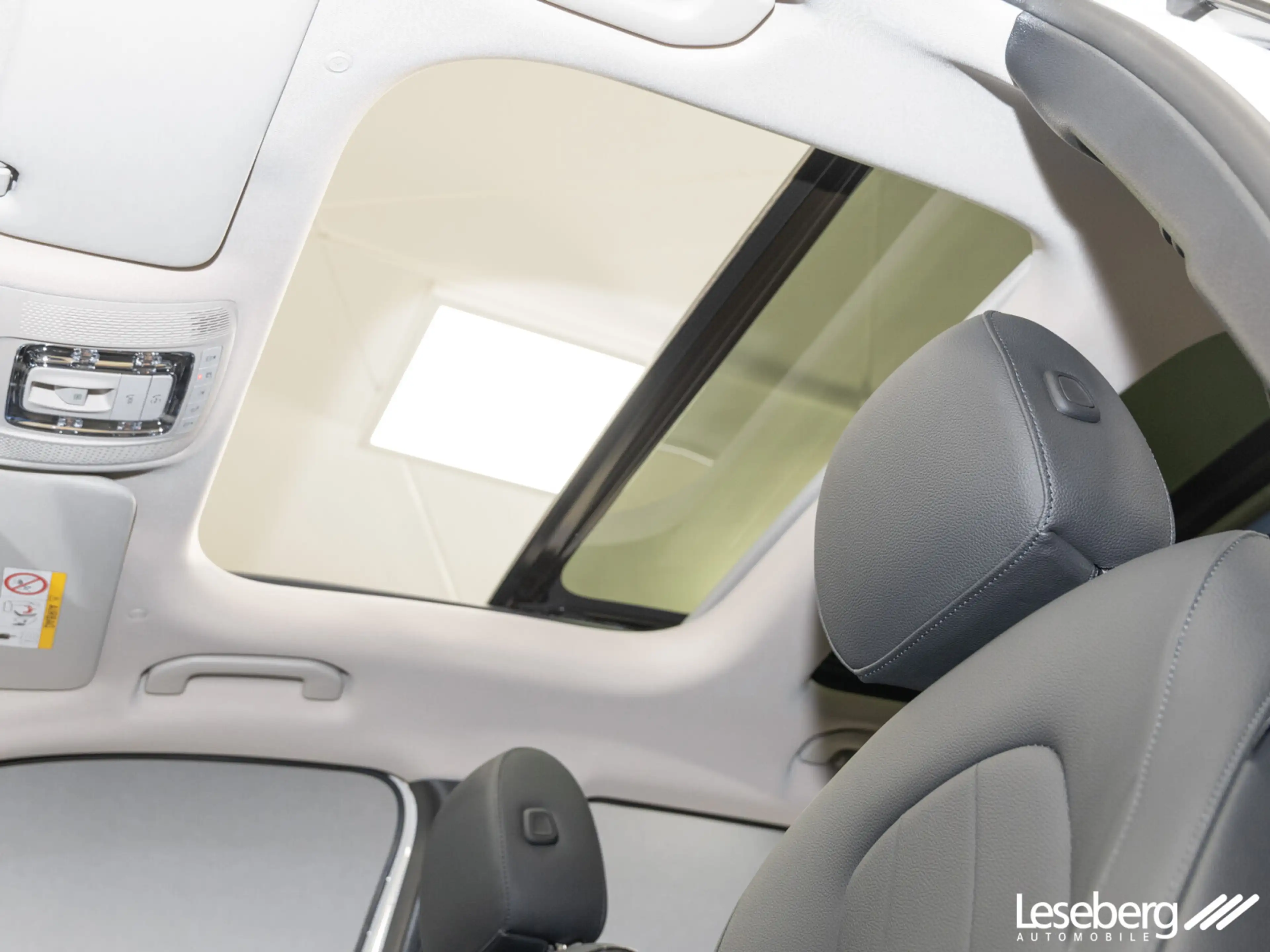 Mercedes-Benz EQB 250 EQB 250+ Progressive Adv. LED/Pano/Distronic/Shz — photo 11