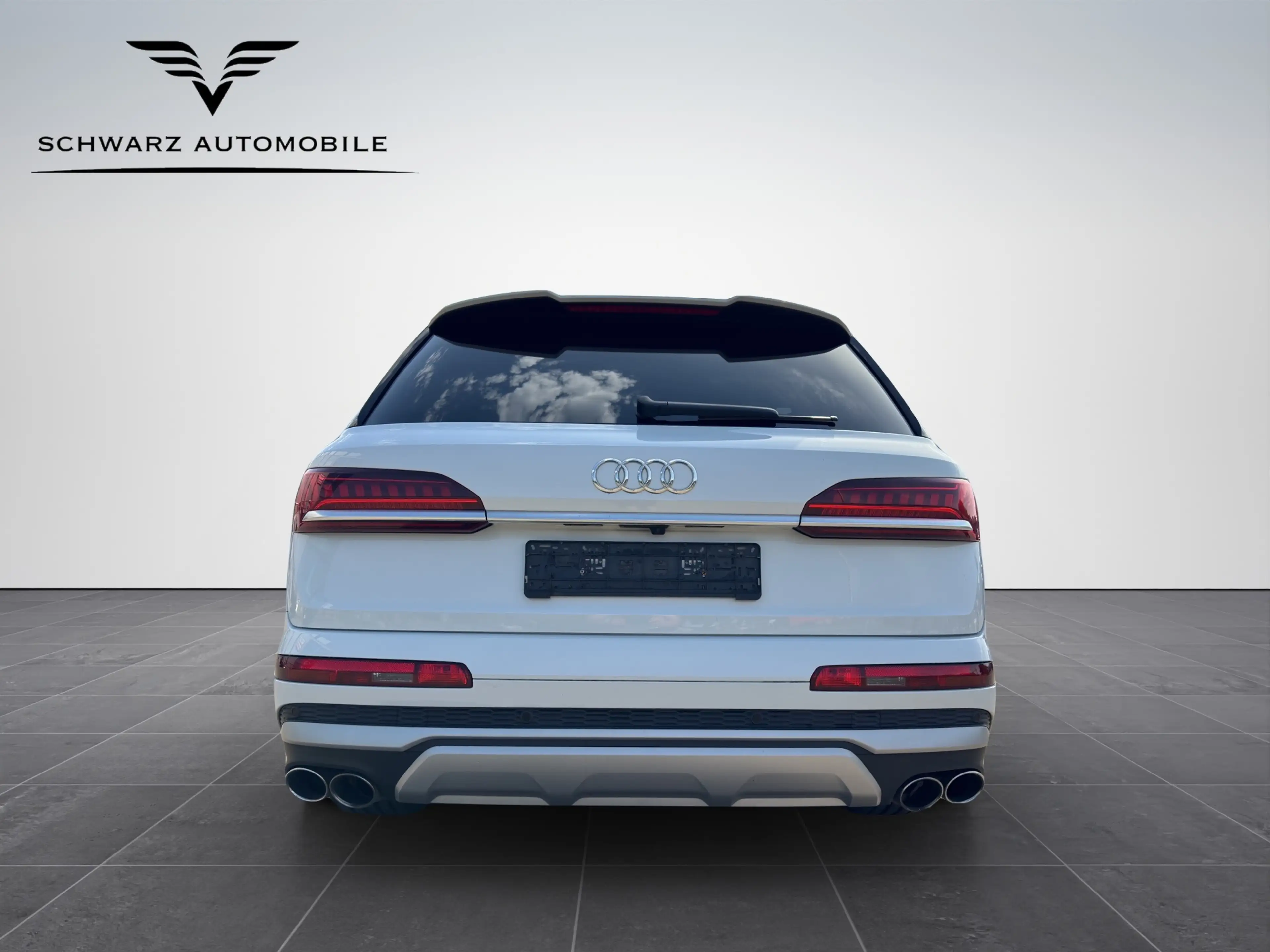 Audi SQ7 4.0 TDI quattro — photo 4