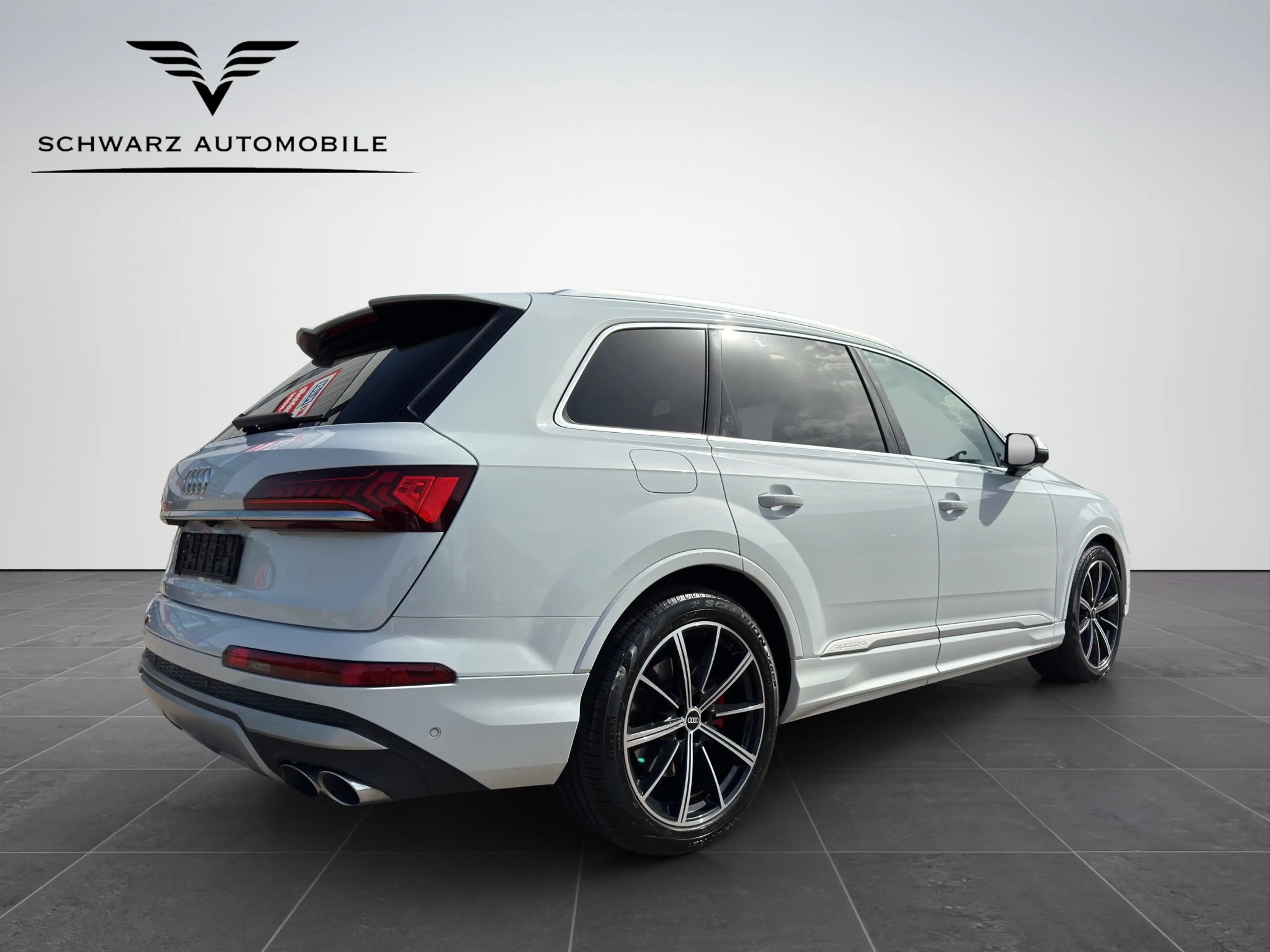 Audi SQ7 4.0 TDI quattro — photo 5