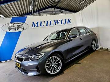 Touring 318i Executive Edition / Trekhaak / Full L
