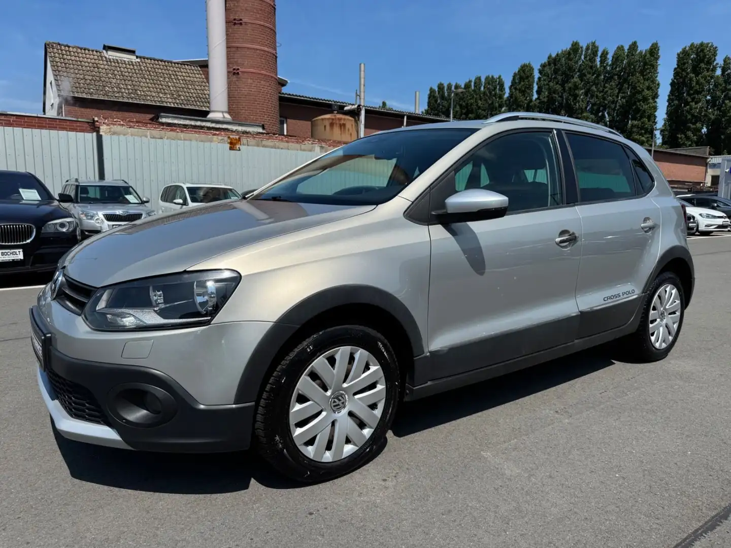 Volkswagen Polo CrossPolo*NAVI*TEMP*SITZH*5TÜR*PDC Beige - 1