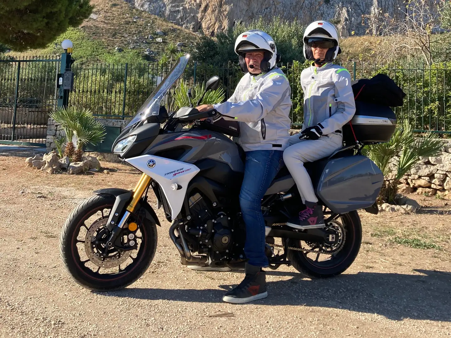 Yamaha Tracer 900 GT Gris - 2