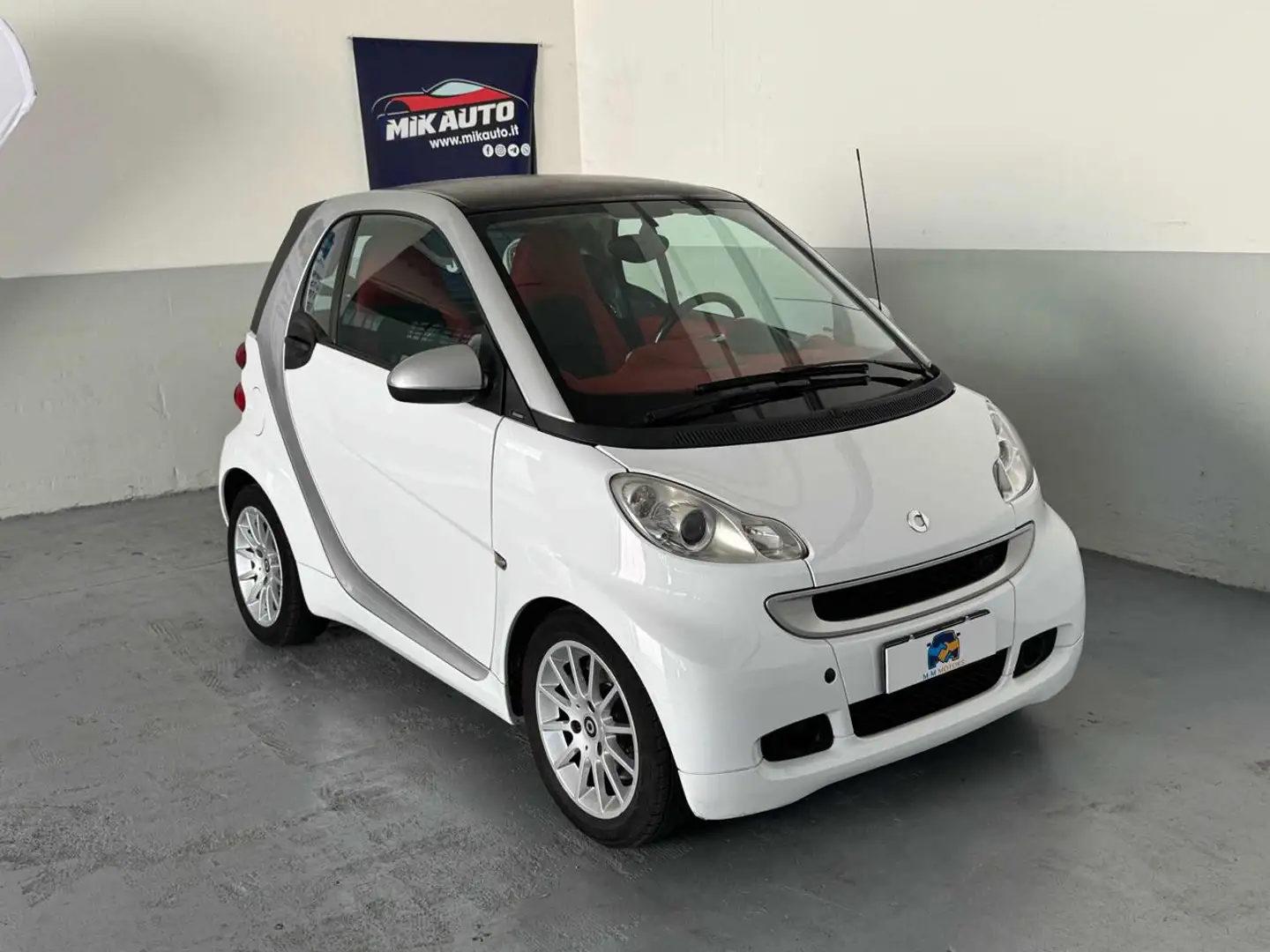 smart forTwo 1000 52 kW MHD coupé passion Bianco - 2