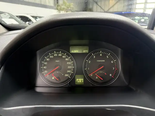 Volvo C70 view 18