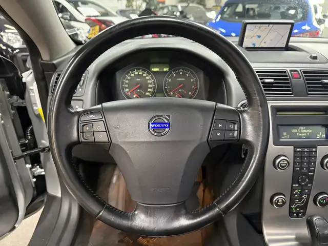 Volvo C70 view 17