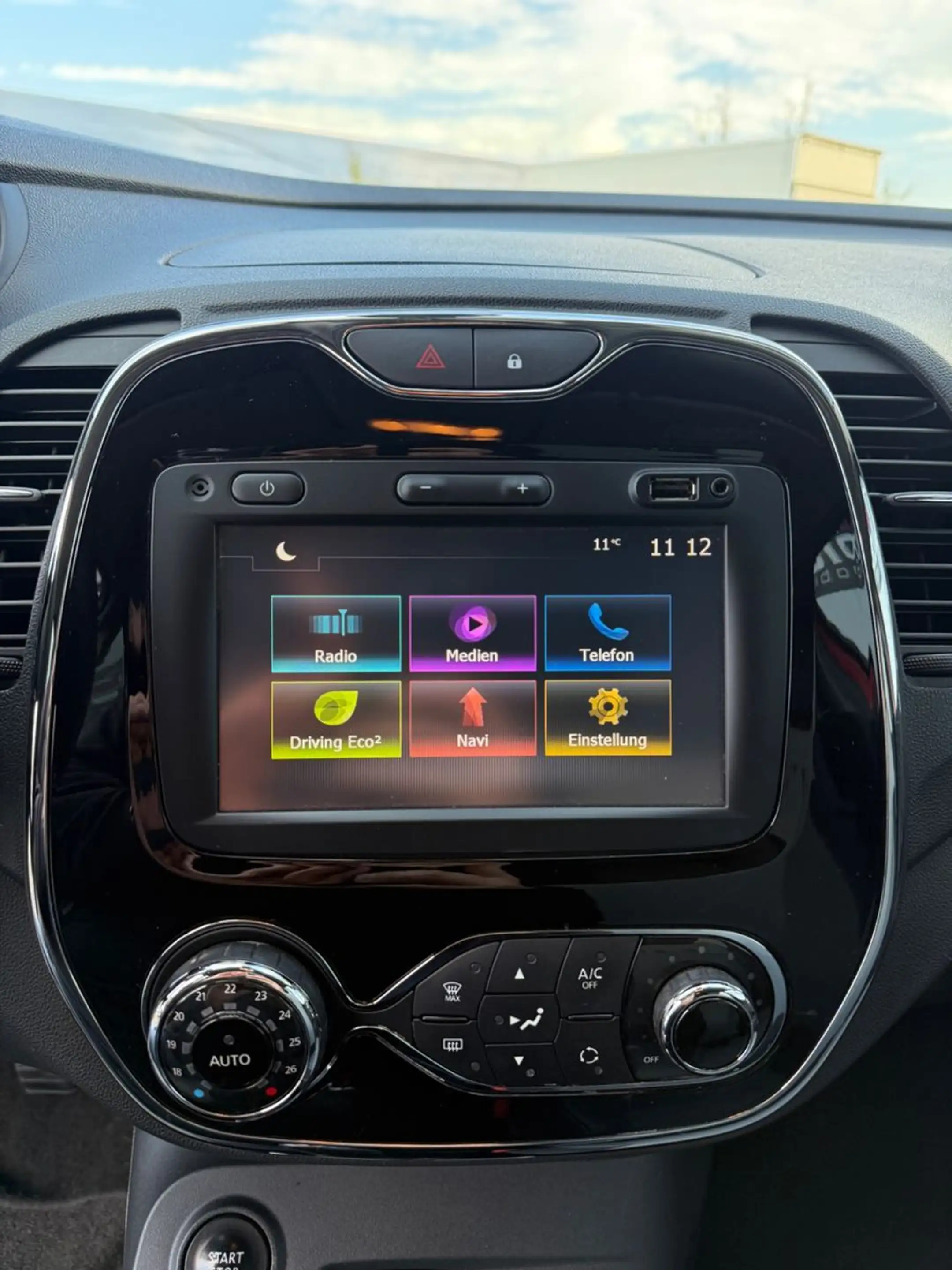 Renault Captur Intens,PDC,Navi,8-fach,Garantie — photo 10