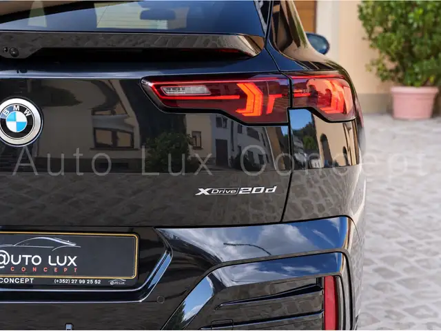 BMW X2 view 11