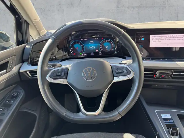 Volkswagen Golf view 10