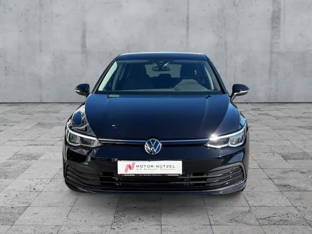 Volkswagen Golf view 3