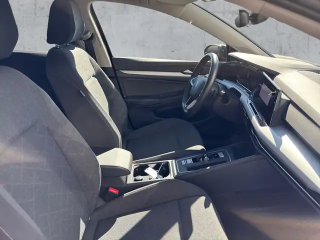 Volkswagen Golf view 13