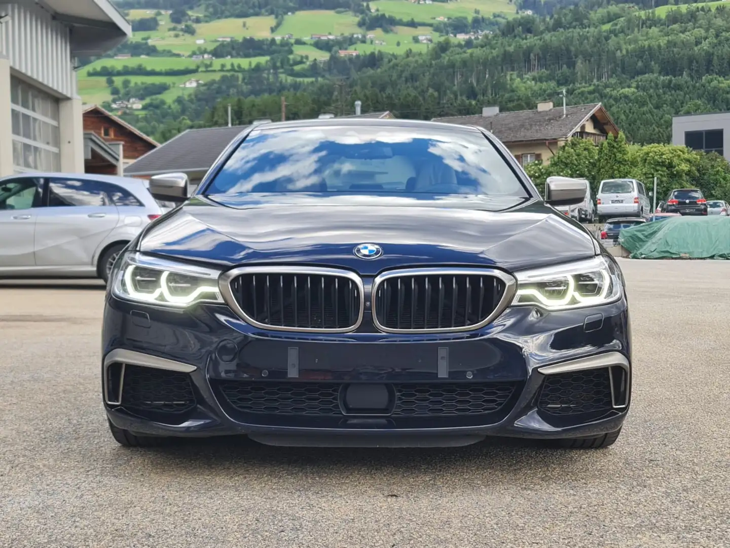 BMW M550 M550i X Drive Blau - 1