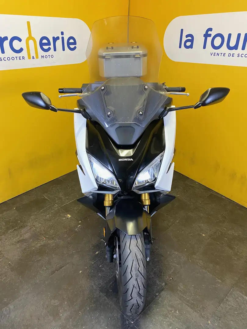 Honda Forza 750 Weiß - 2