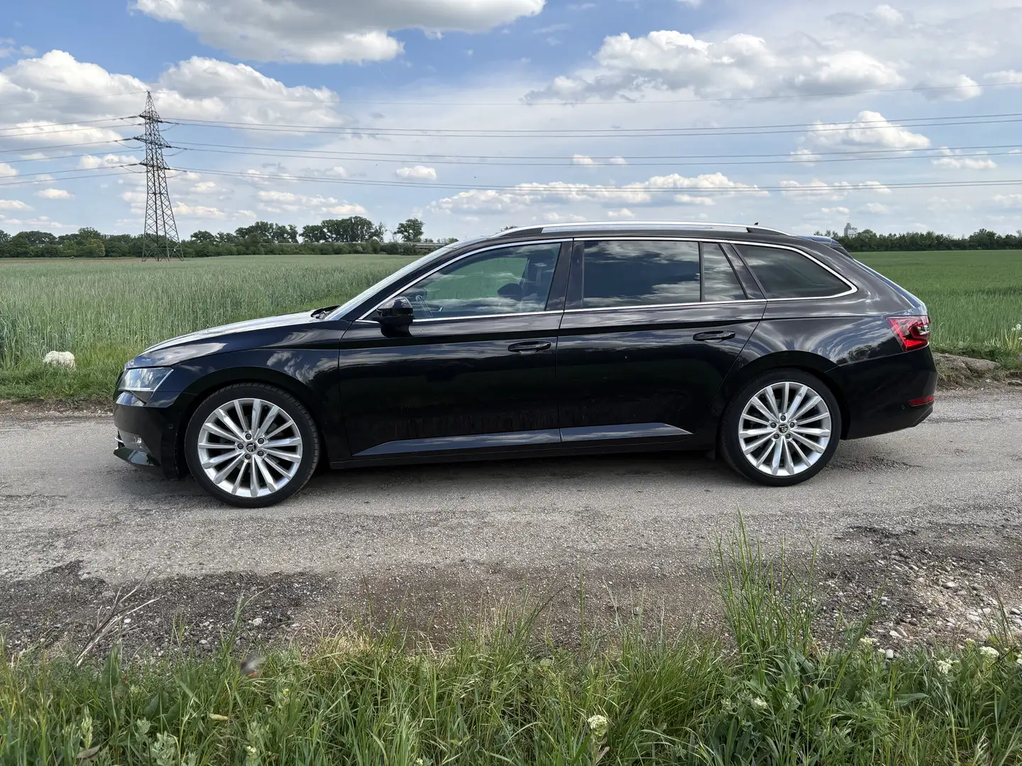 Skoda Superb Kombi 2,0 TDI Style DSG - 2
