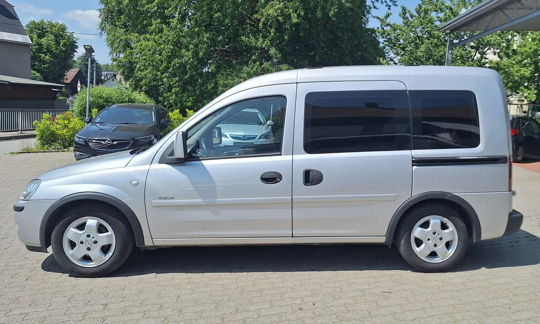 Opel Combo COMBO TOUR SPORT 1.4 5-G Argent - 1