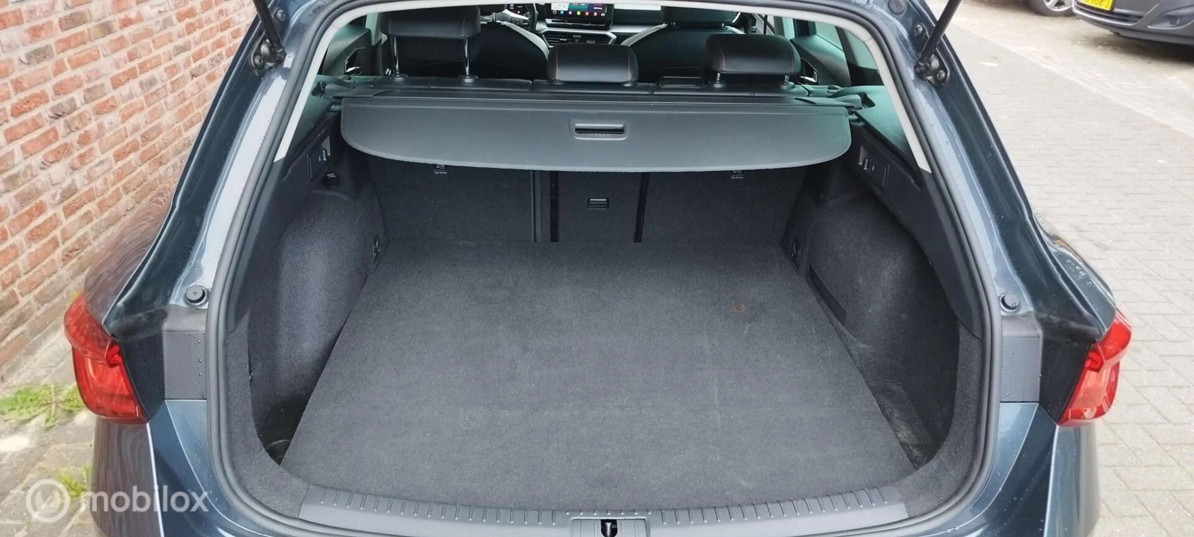 SEAT Leon e-Hybrid Sportstourer 1.4 TSI eHybrid PHEV FR — photo 14