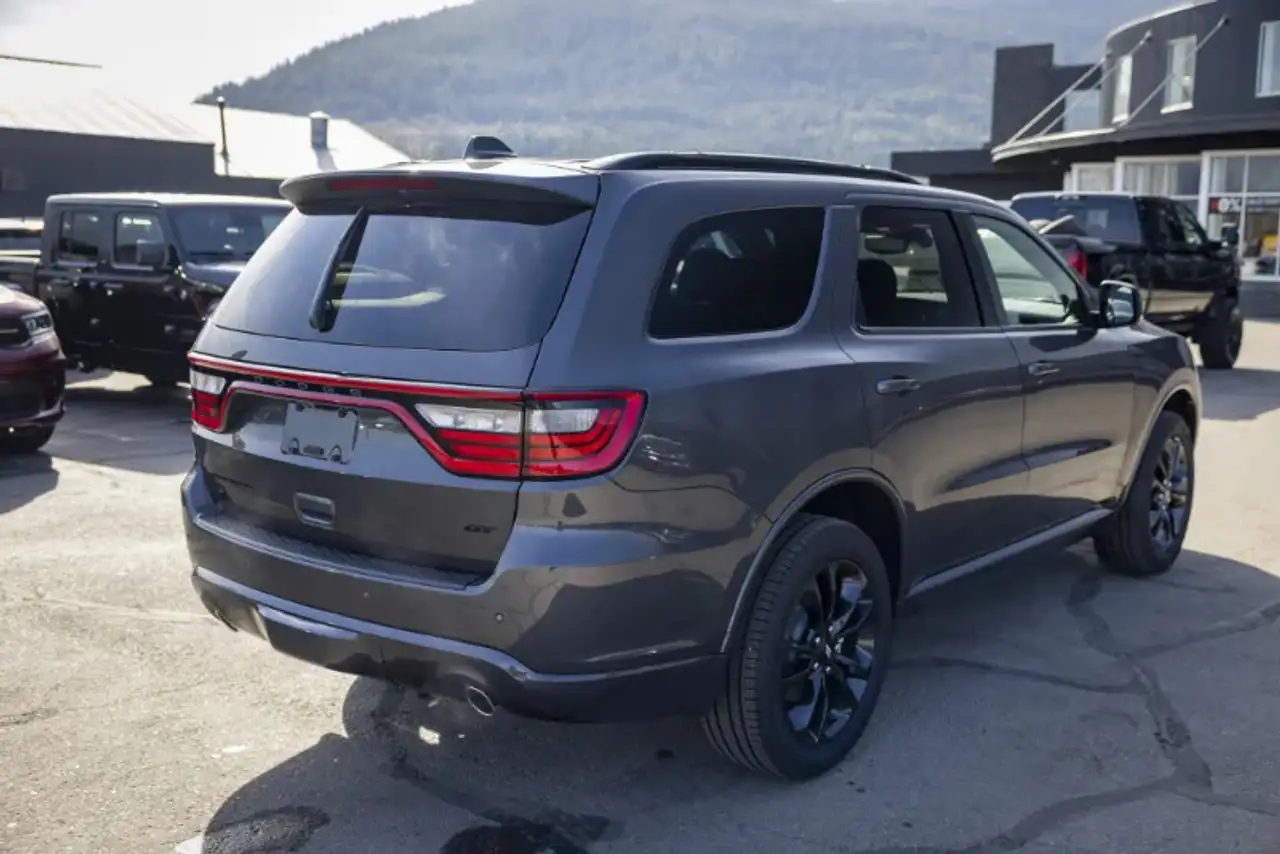 Dodge Durango снимка Dodge Durango