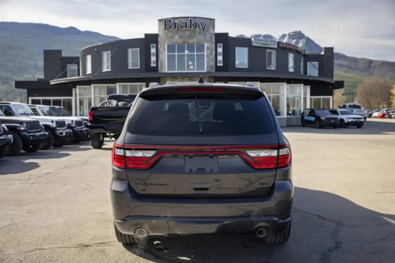 Dodge Durango снимка Dodge Durango
