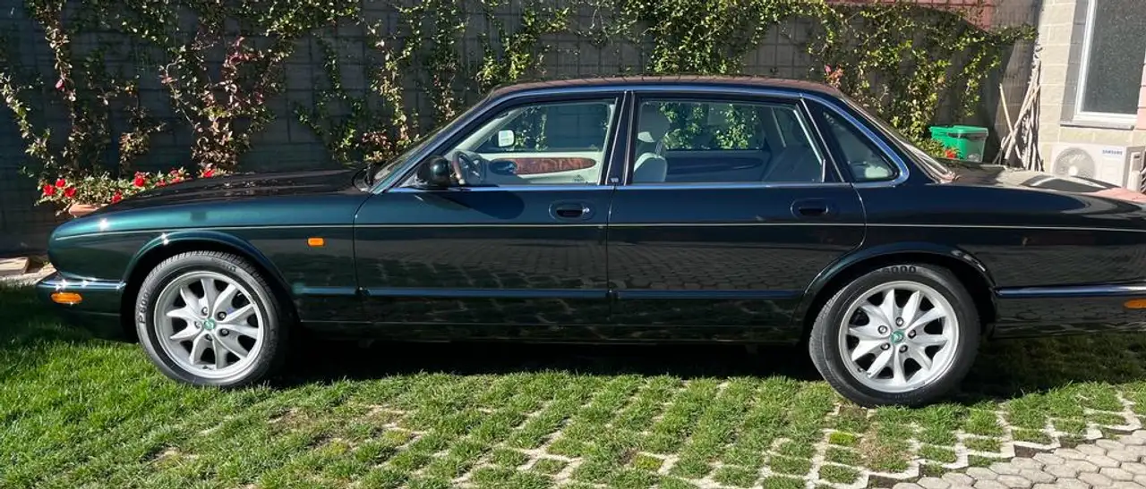 Jaguar XJ8 EXCECUTIVE, foto 1