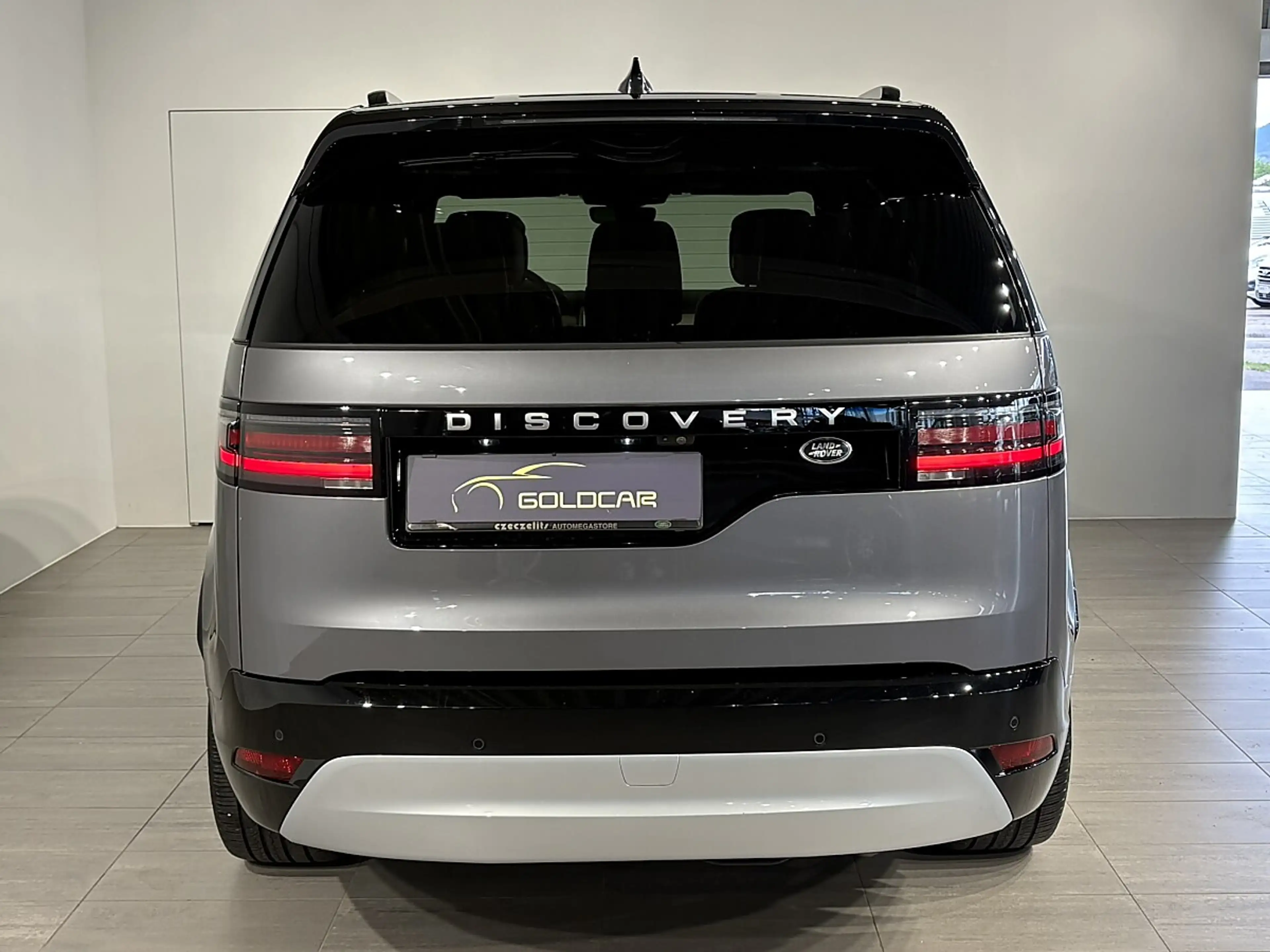 Land Rover Discovery 5 D300 AWD R-Dynamic Metropolis Edition *7Sitzer* — photo 6