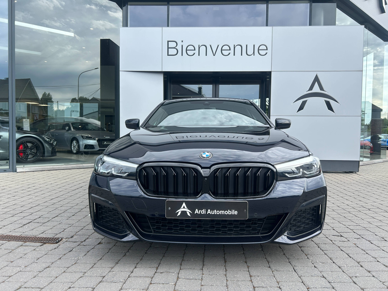 BMW 518 dA PACK M *GARANTIE*1ER PROPRIETAIRE*LED AMB*ALCANTARA* — photo 2