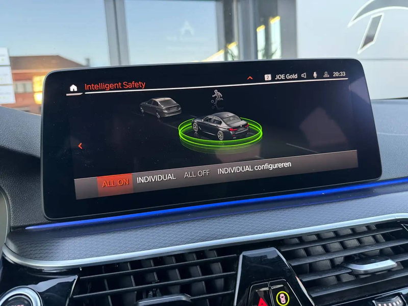 BMW 518 dA PACK M *GARANTIE*1ER PROPRIETAIRE*LED AMB*ALCANTARA* — photo 11