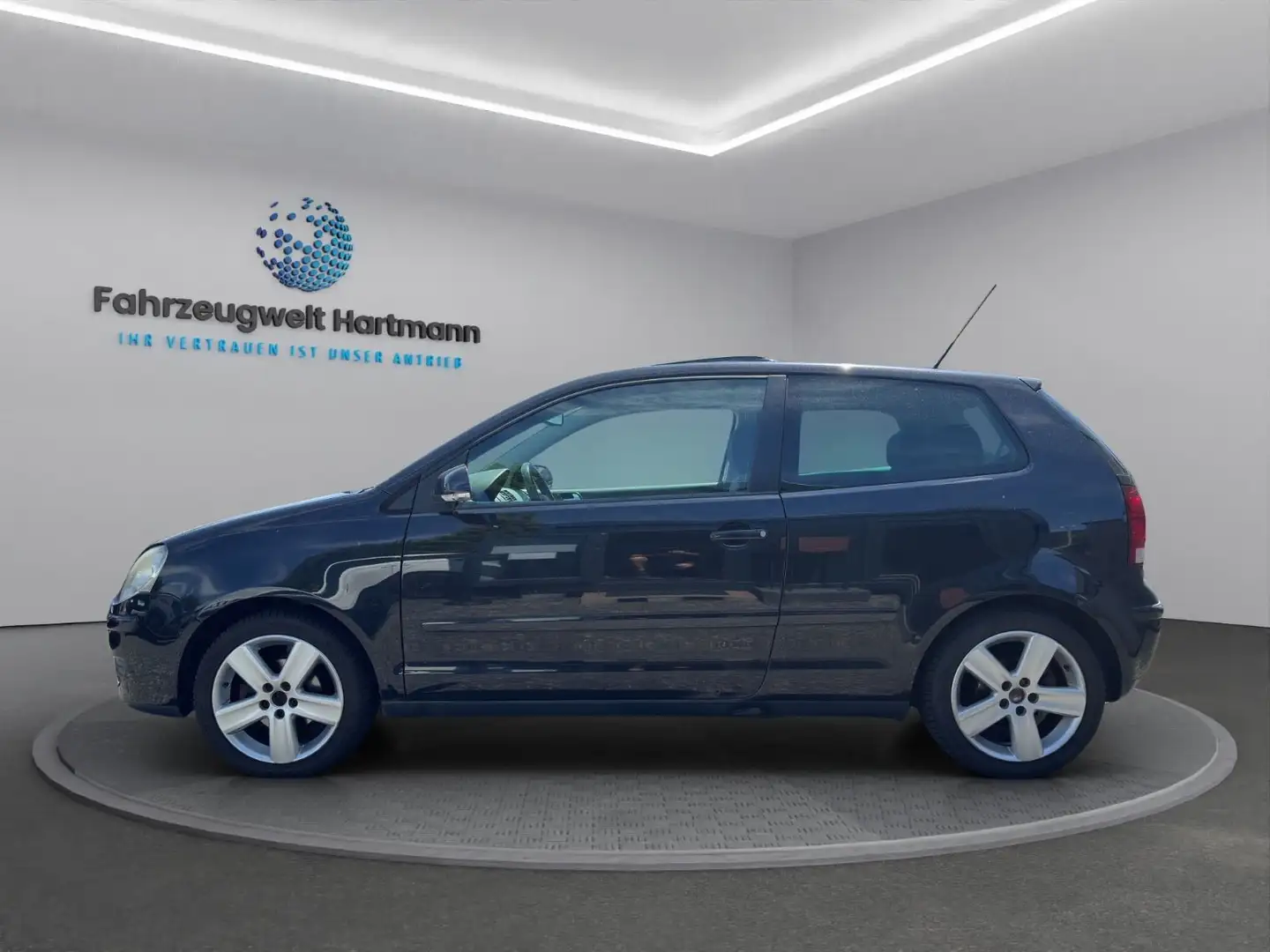 Volkswagen Polo IV Sportline Negro - 2