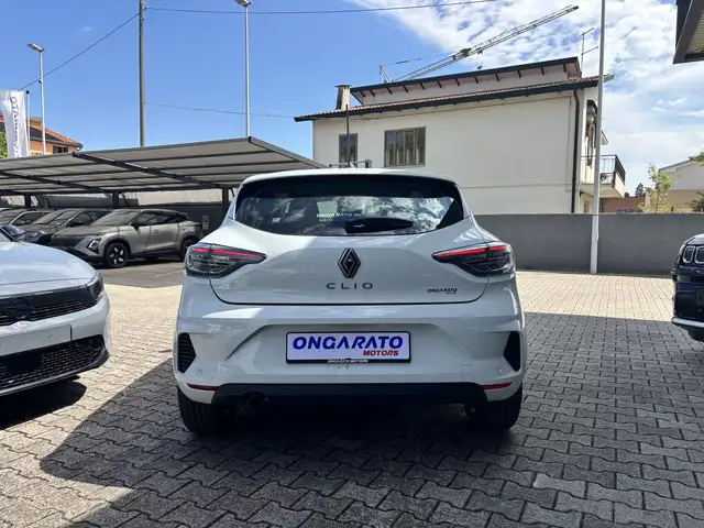 Renault Clio view 5