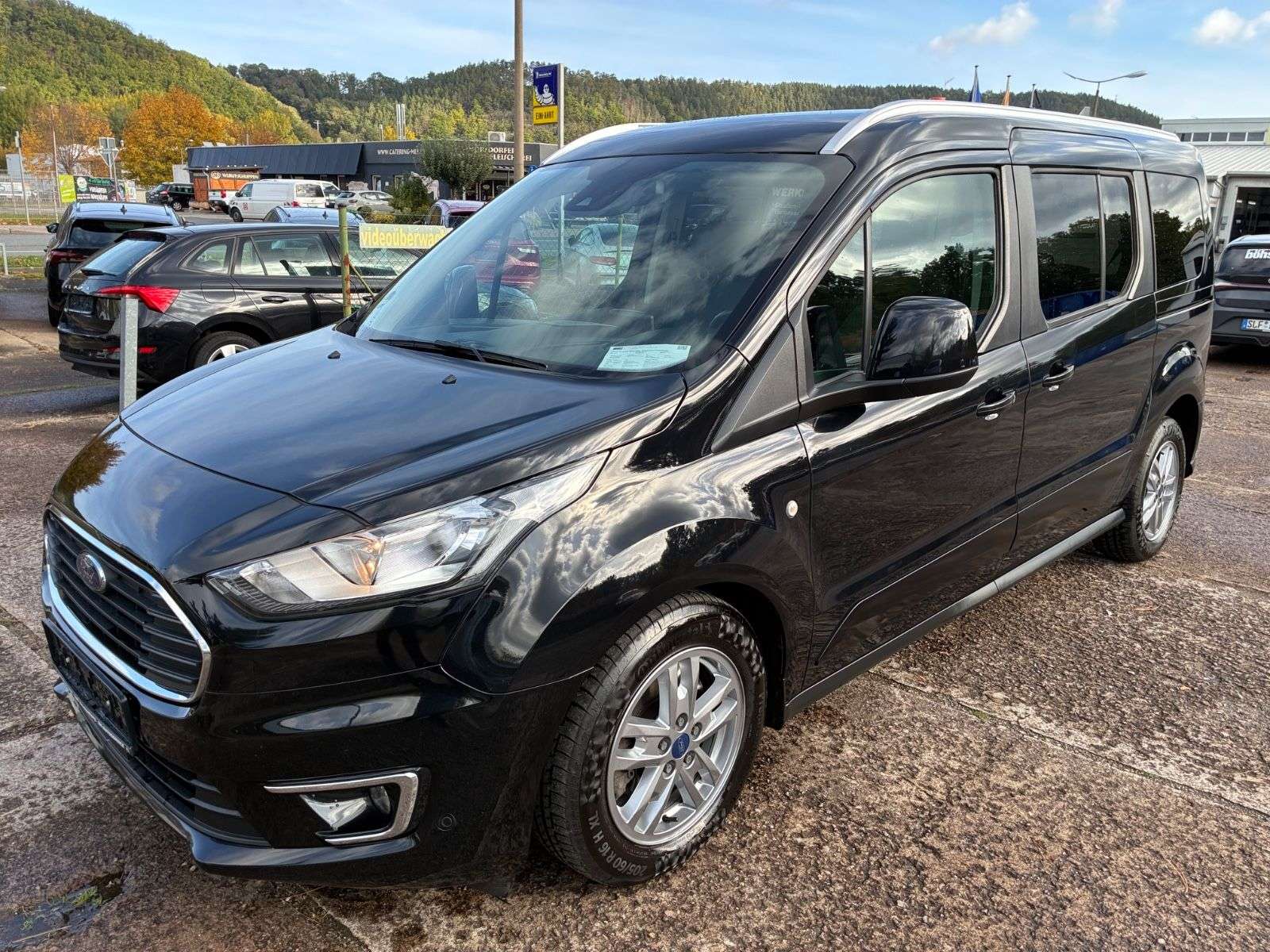 Ford Grand Tourneo