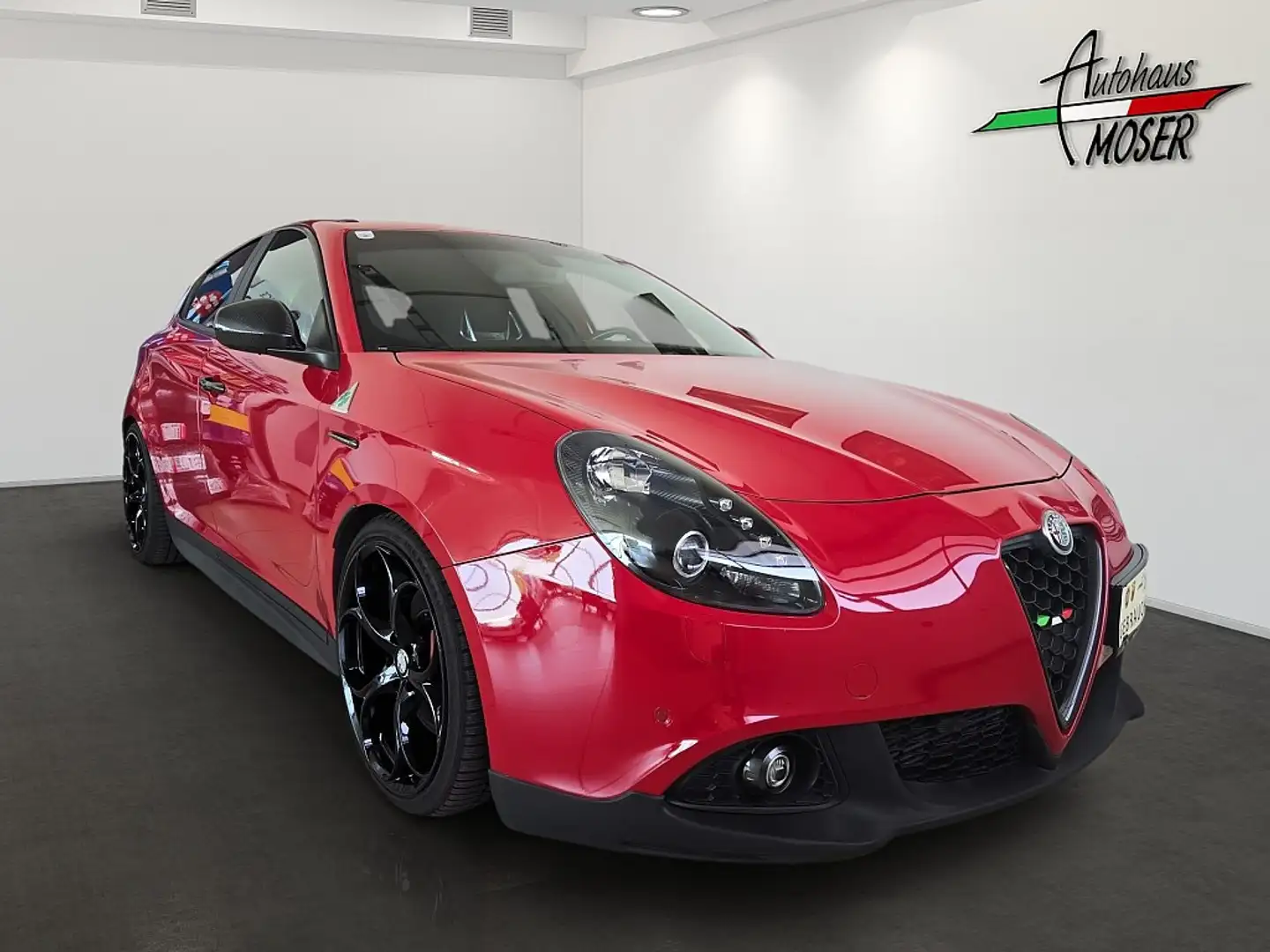 Alfa Romeo Giulietta Quadrifoglio Verde 1.750 TBi TCT LIMITIERTE VER... Rood - 2