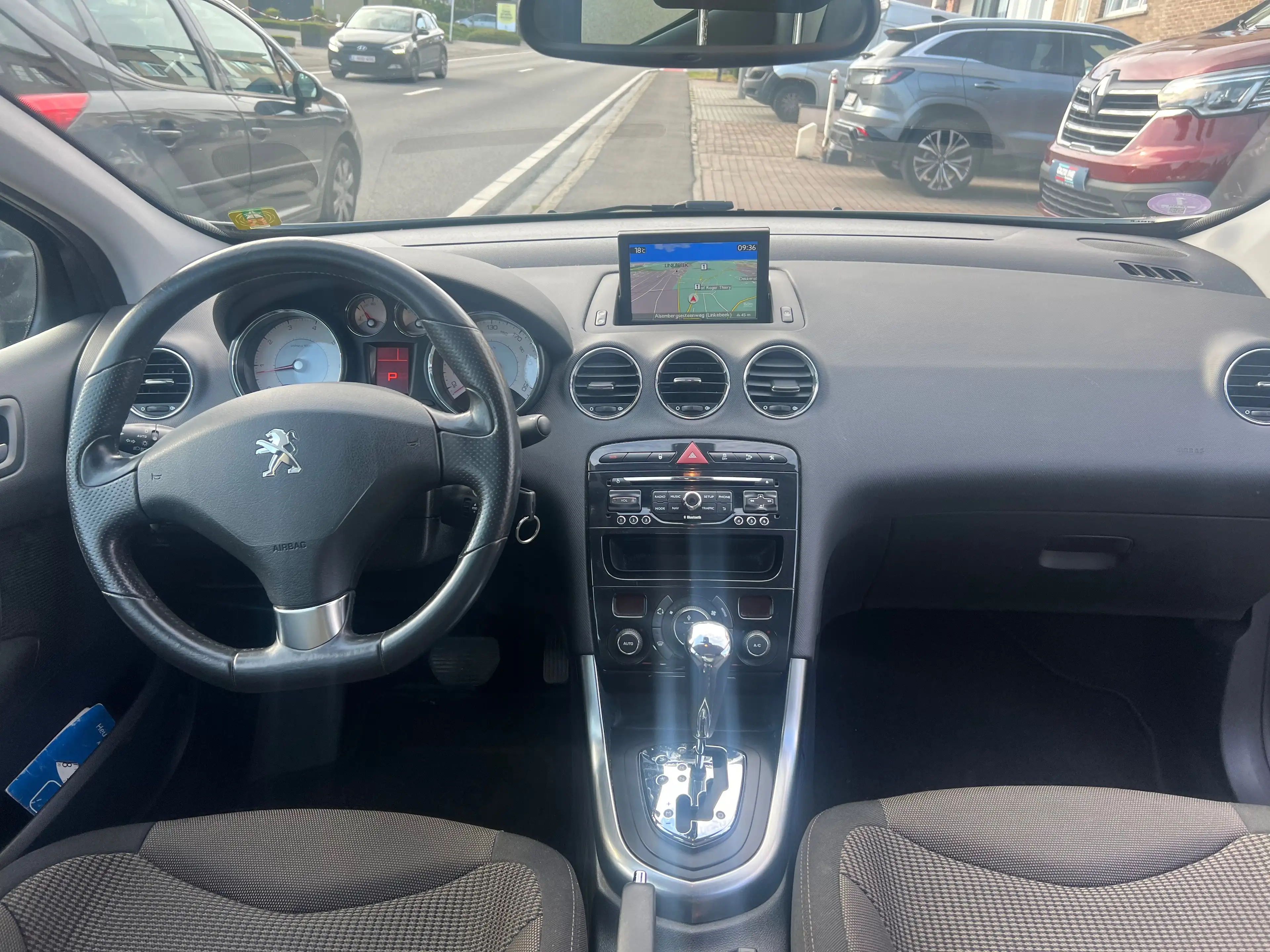 Peugeot 308 1.6i Active AUTOMATIQUE GPS !!98.000KMS!! Garantie POSSIBILITÉ CRÉDIT 100% — photo 12