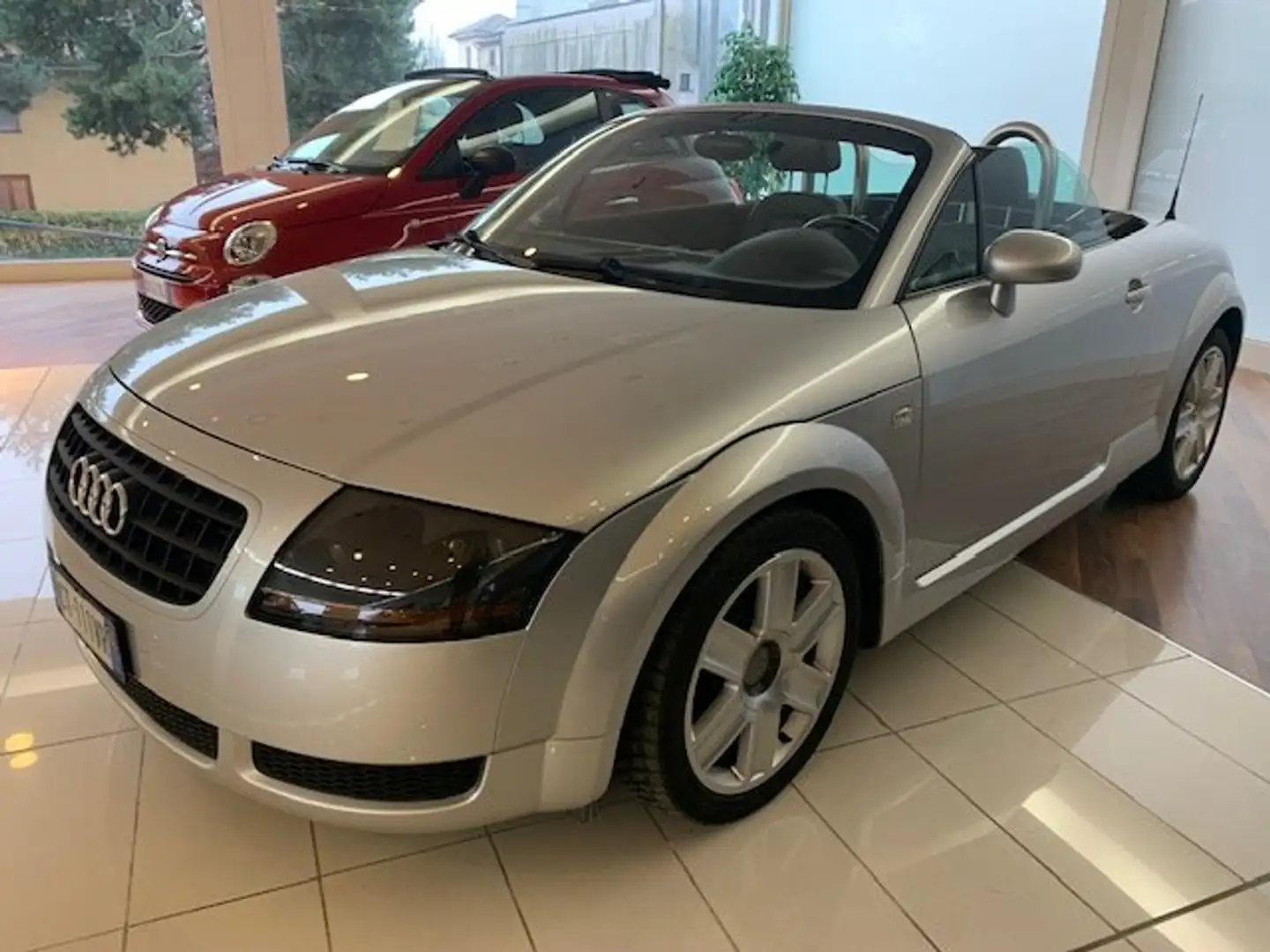 Audi TT TT Roadster 1.8t 150cv - in perfette condizioni! Argento - 1