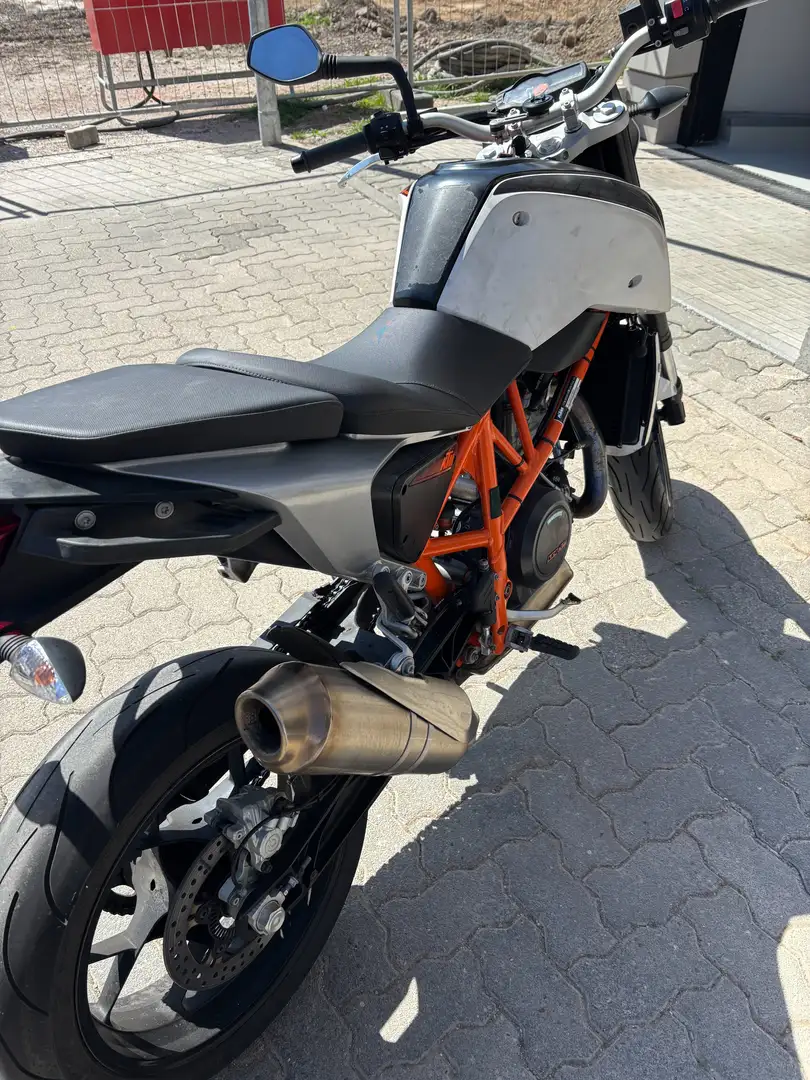 KTM 690 Duke TÜV NEU!!! bijela - 2