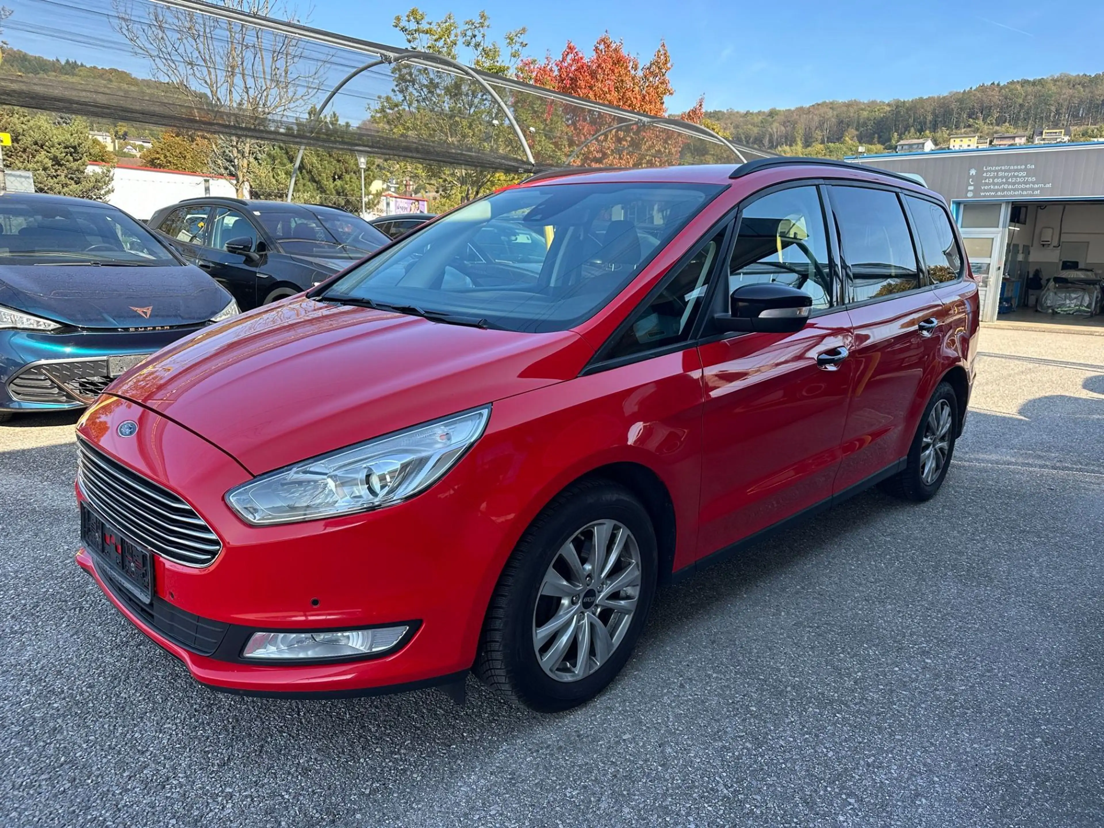 Ford Galaxy 2,0 EcoBlue Business Navi-Carplay-Sitzhzg.