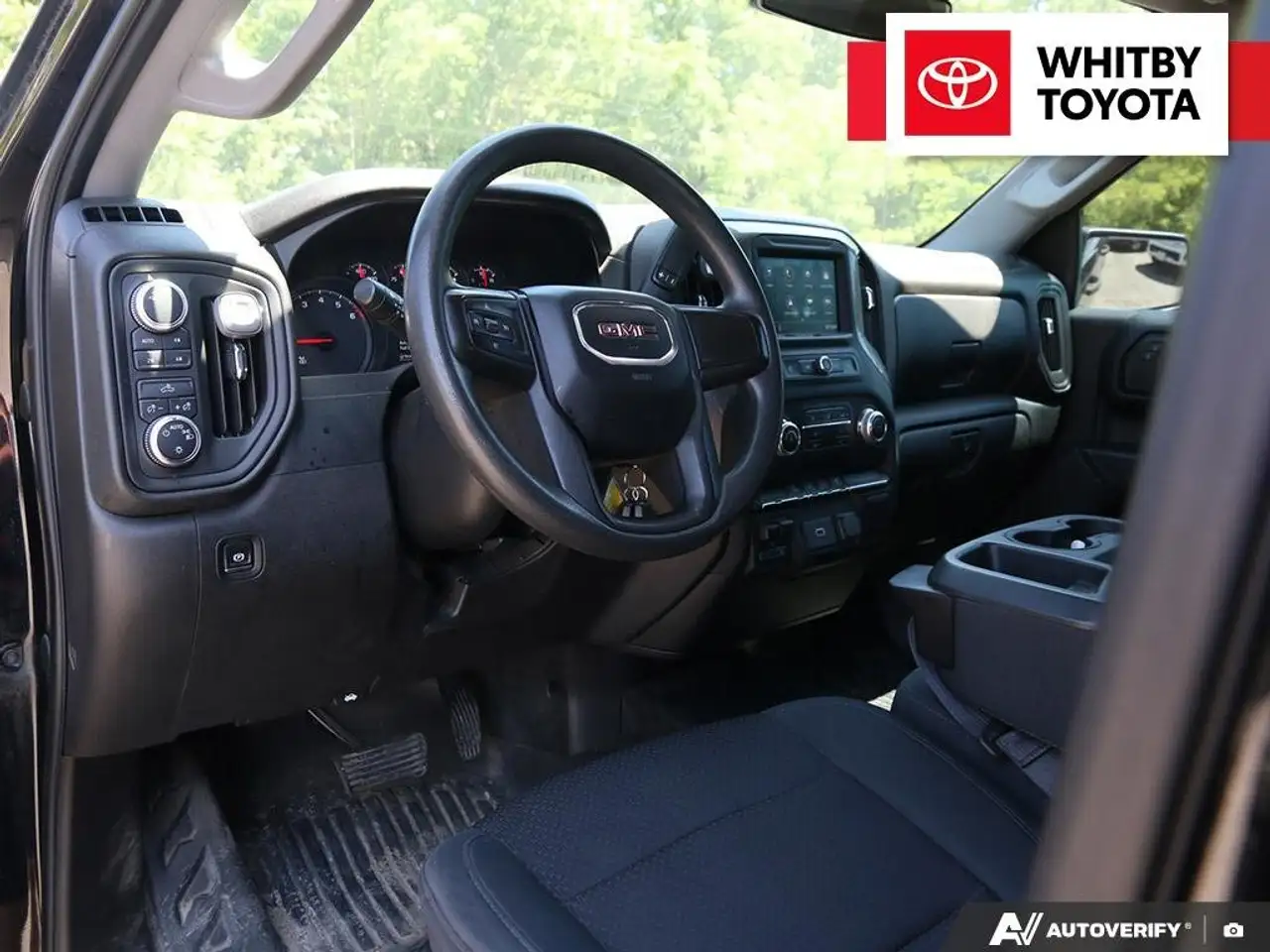 GMC Sierra 1500 photo GMC Sierra 1500