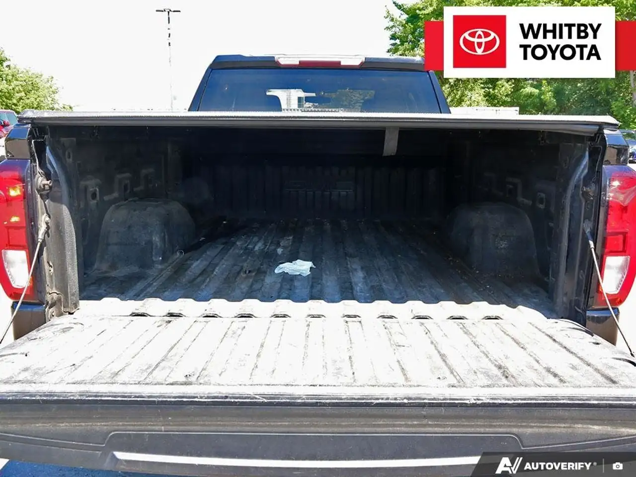 GMC Sierra 1500 photo GMC Sierra 1500