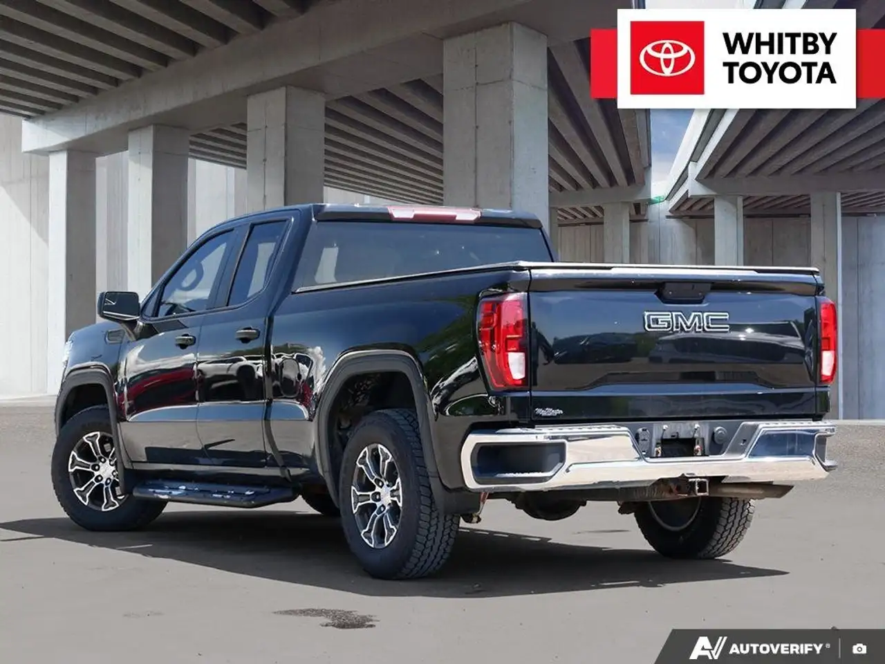 GMC Sierra 1500 photo GMC Sierra 1500