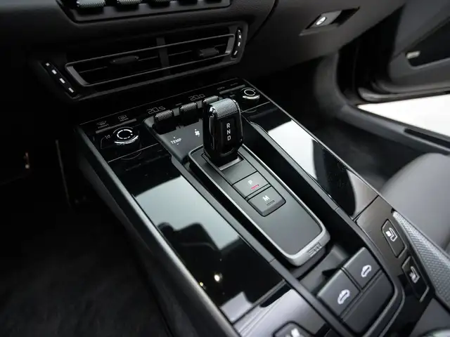 Porsche 911 Targa 4 Ansicht 50
