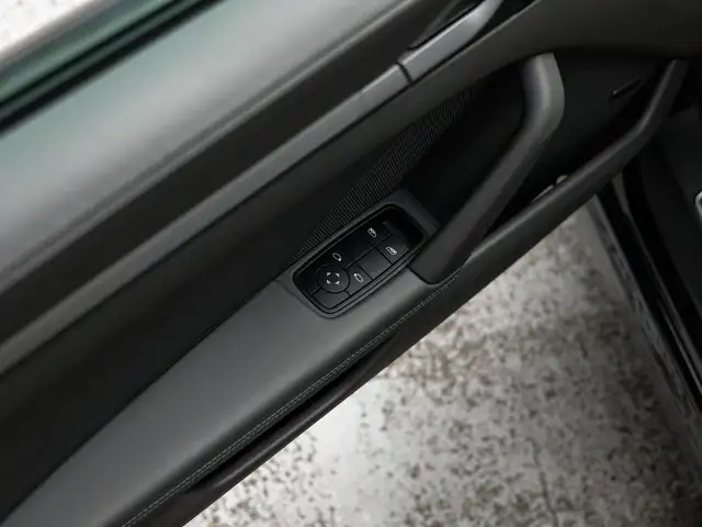 Porsche 911 Targa 4 Ansicht 18