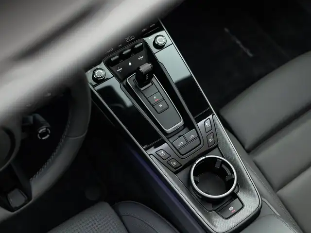 Porsche 911 Targa 4 Ansicht 24