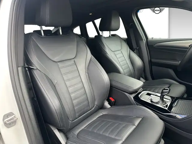 BMW X4 M view 6