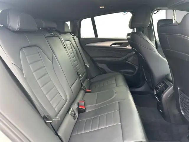 BMW X4 M view 8