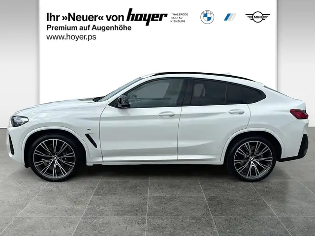 BMW X4 M view 3